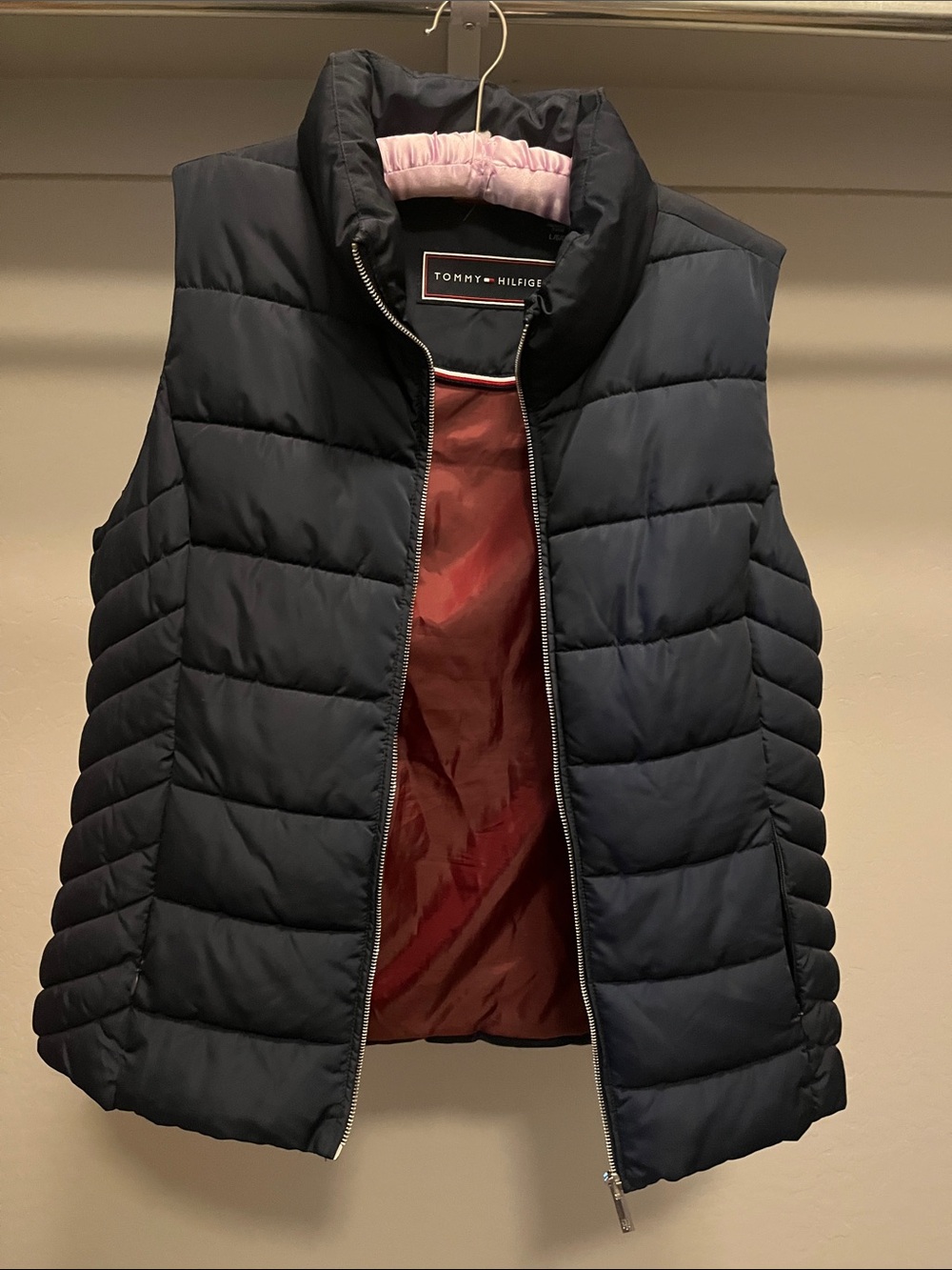 Tommy Hilfiger Navy Quilted Puffer Vest with Maroon Lining - Picture 1 of 5